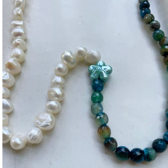 NWT, Artisan Crafted, Freshwater Pearl & Teal Stone Necklace, 19" Magnetic Clasp - Picture 4 of 5